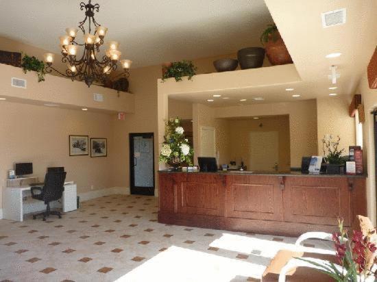 Travelodge Inn & Suites By Wyndham Yucca Valley/Joshua Tree Exterior foto